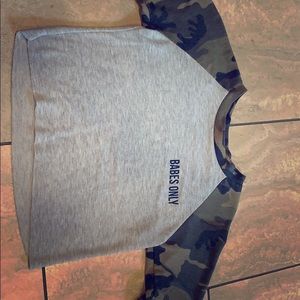 Long sleeve crop top